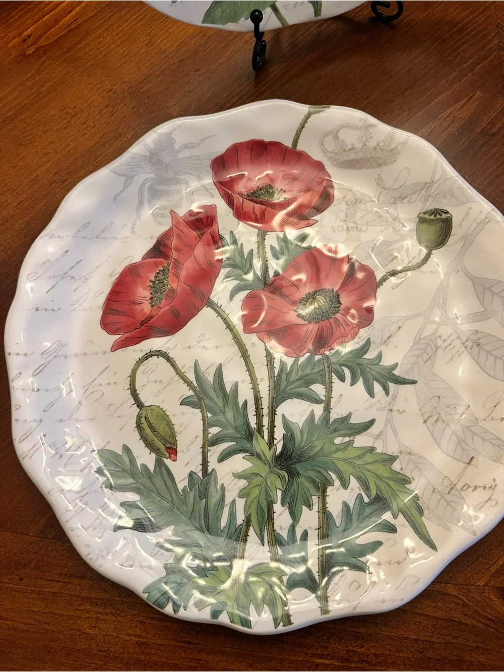 New in Box Pier One Botanical Floral Decorative Salad Plates - Set of 4 9”